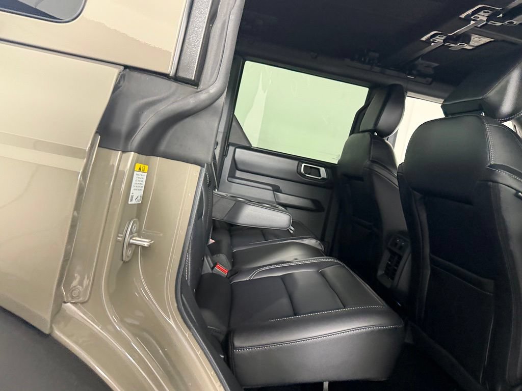 Used 2025 Ford Bronco Outer Banks w/ Sasquatch Package AWD/4WD image 29
