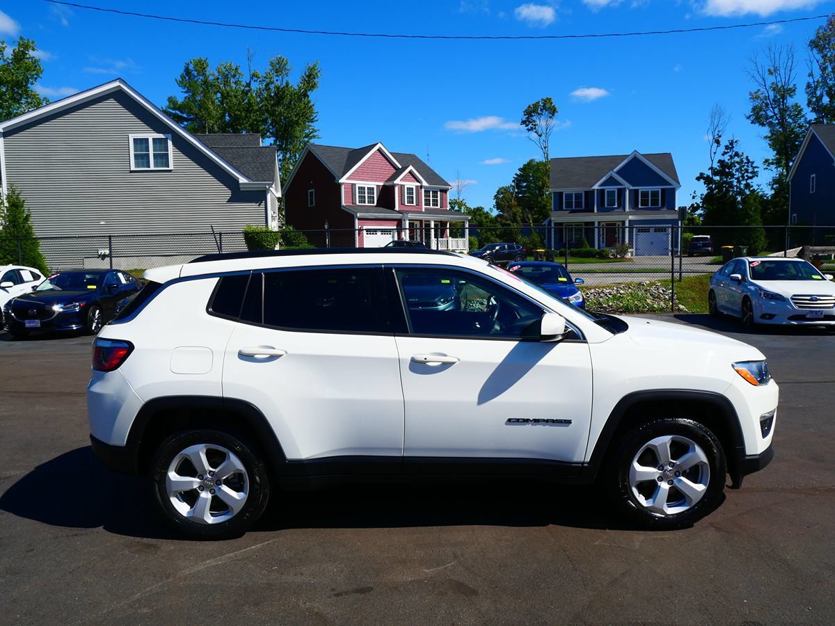 Used 2019 Jeep Compass Latitude w/ Popular Equipment Group AWD/4WD image 8