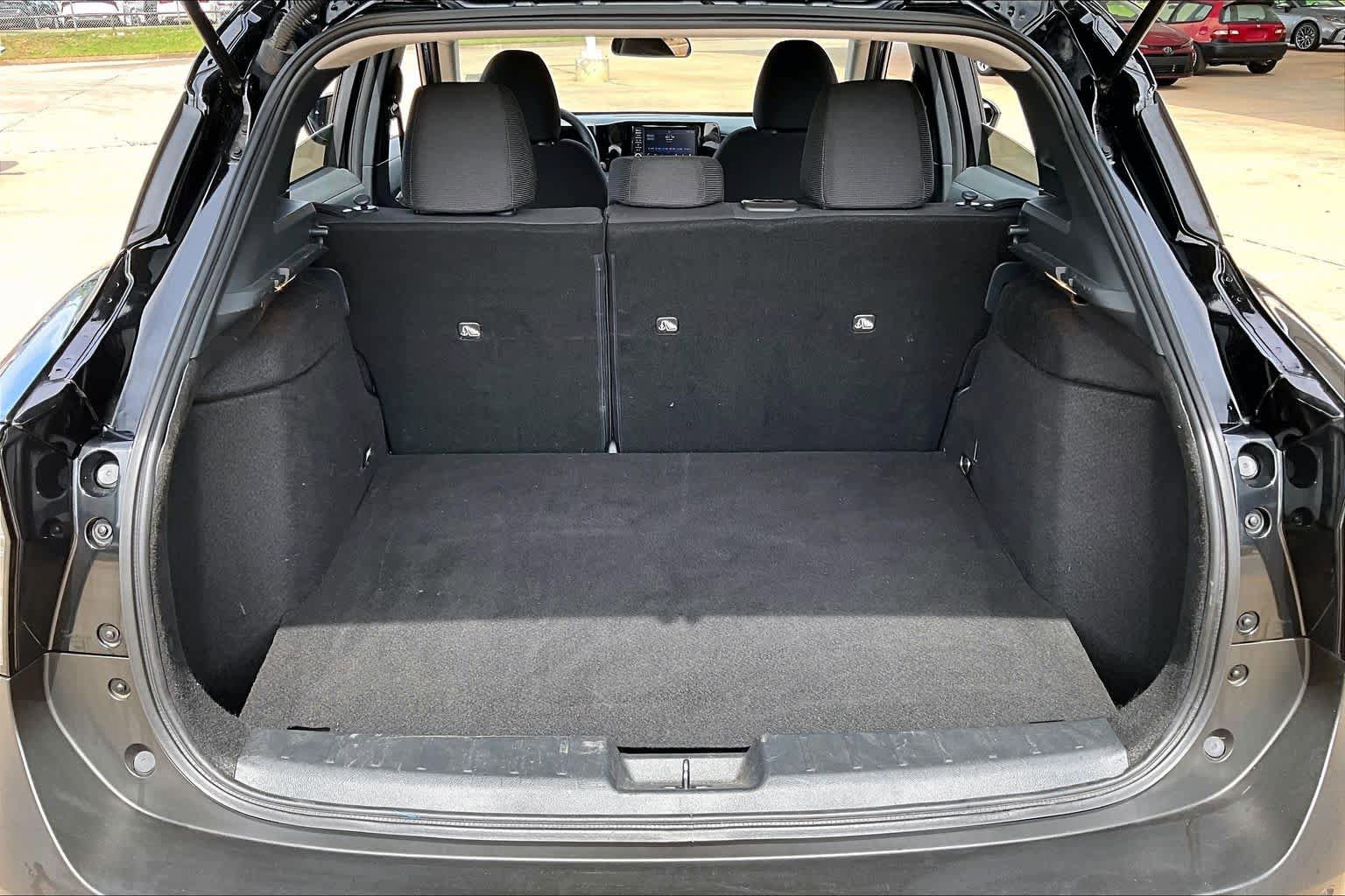 Used 2025 Nissan Kicks S AWD/4WD image 46