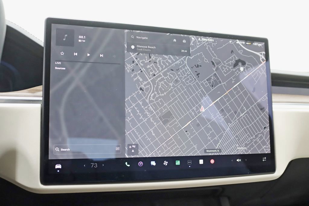 Used 2022 Tesla Model S image 15