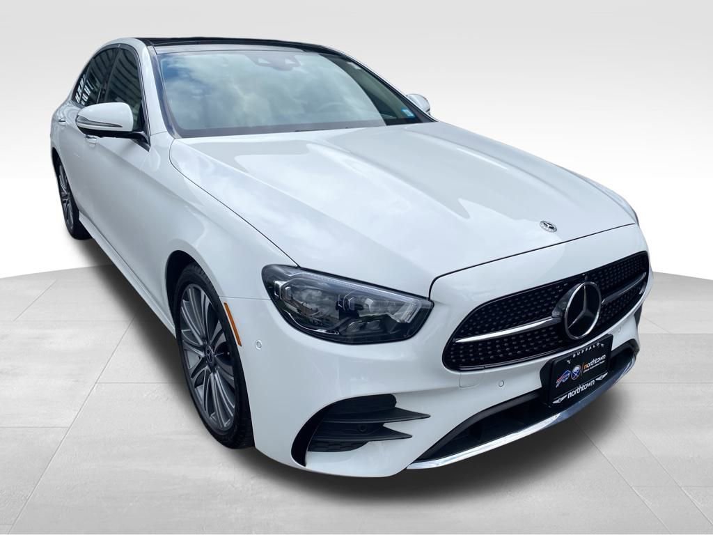 Used 2021 Mercedes-Benz E 350 4MATIC Sedan image 2