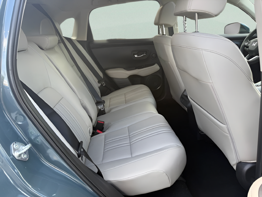 Used 2027 Honda HR-V EX-L image 12