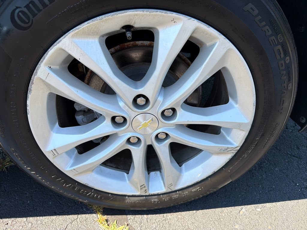Used 2018 Chevrolet Malibu LT FWD image 15