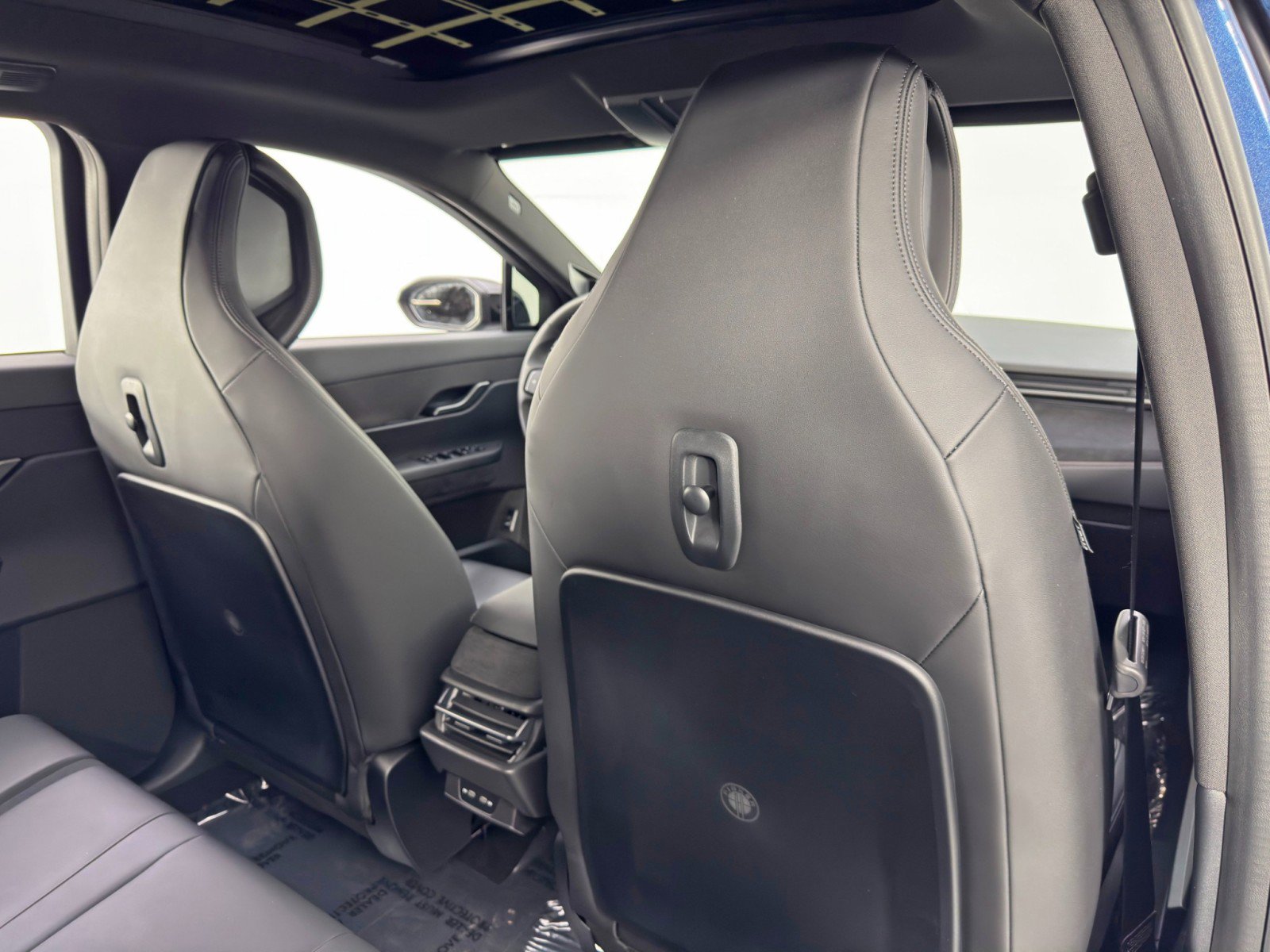 Used 2023 Fisker Ocean One image 33