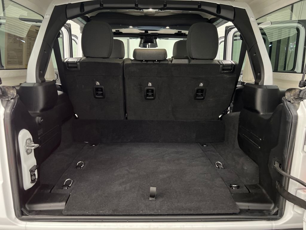 Used 2025 Jeep Wrangler Sahara 4xe image 26