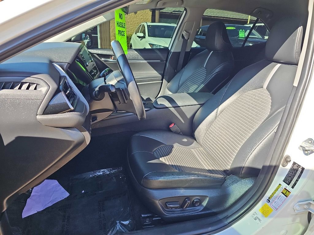 Used 2022 Toyota Camry SE image 12