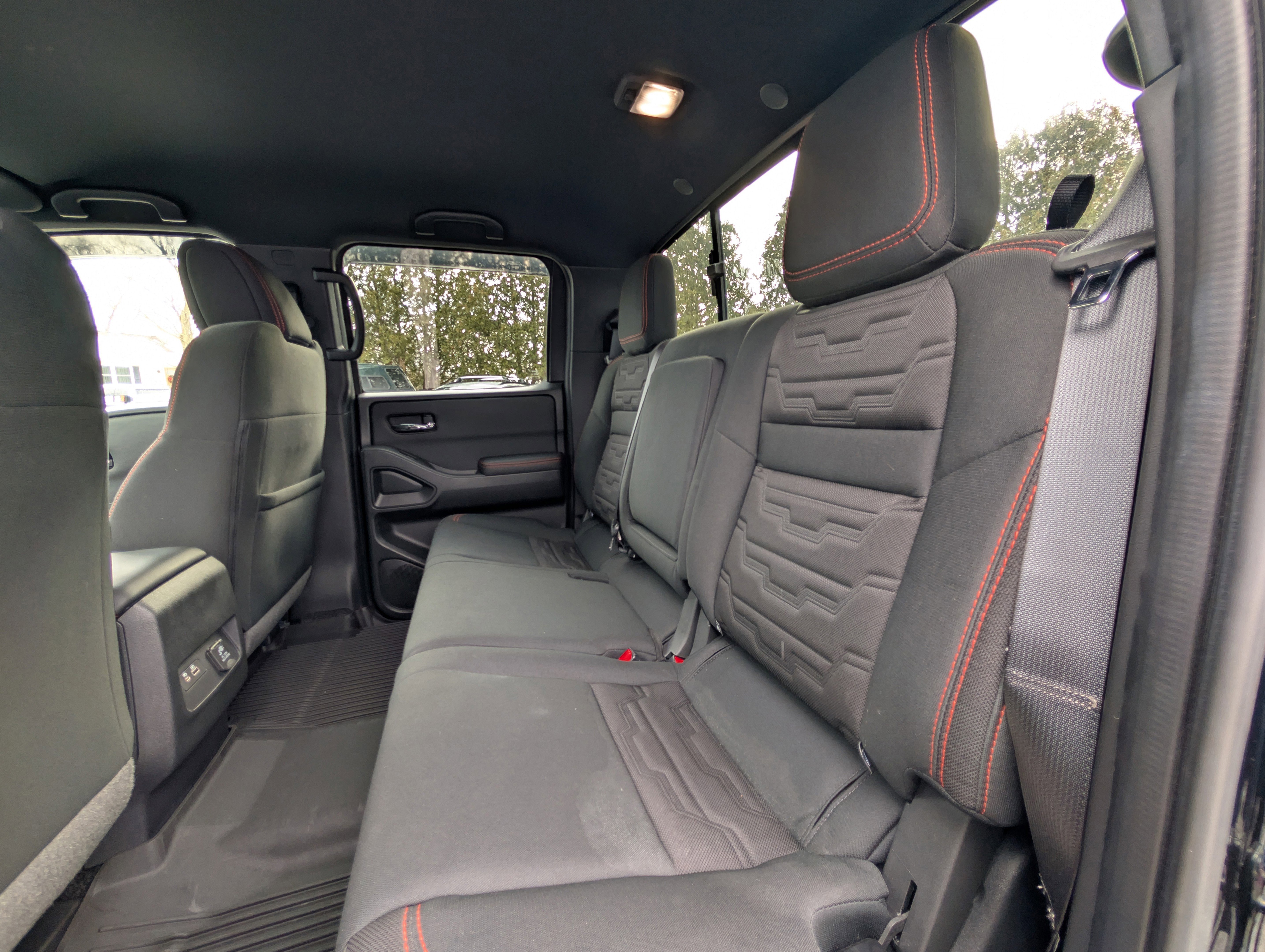 Used 2023 Nissan Frontier PRO-4X w/ Pro Convenience Package image 33