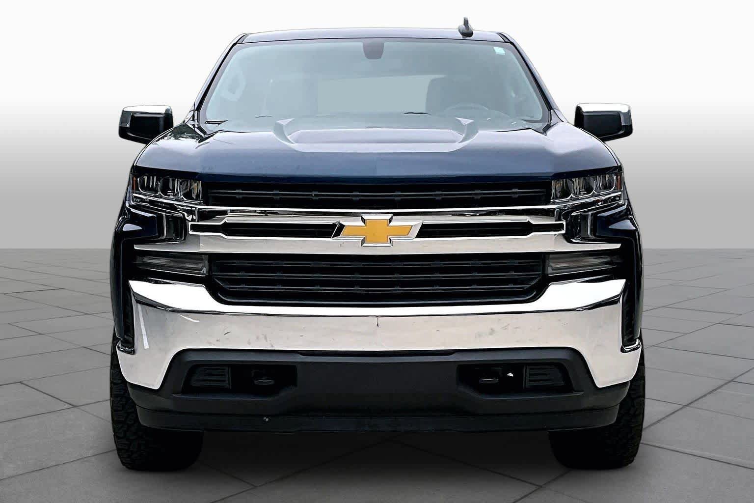Used 2020 Chevrolet Silverado 1500 LT AWD/4WD image 4