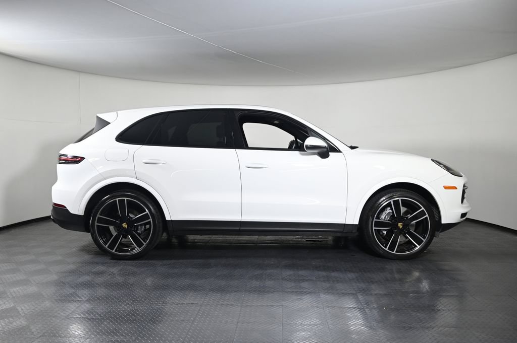 Certified 2023 Porsche Cayenne AWD/4WD image 7