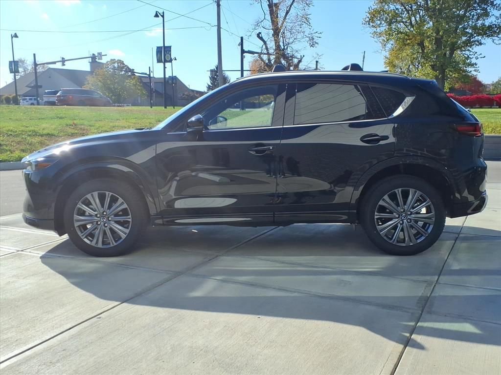 New 2025 MAZDA CX-5 Signature image 4