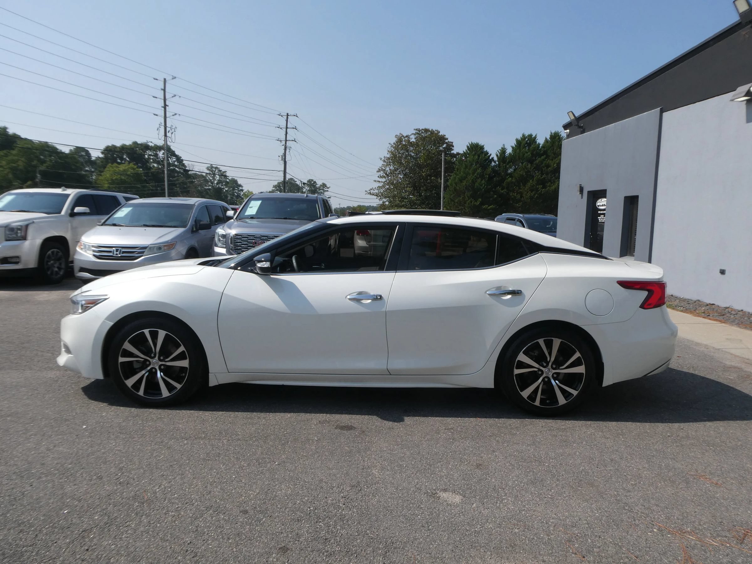 Used 2018 Nissan Maxima 3.5 SL FWD image 9