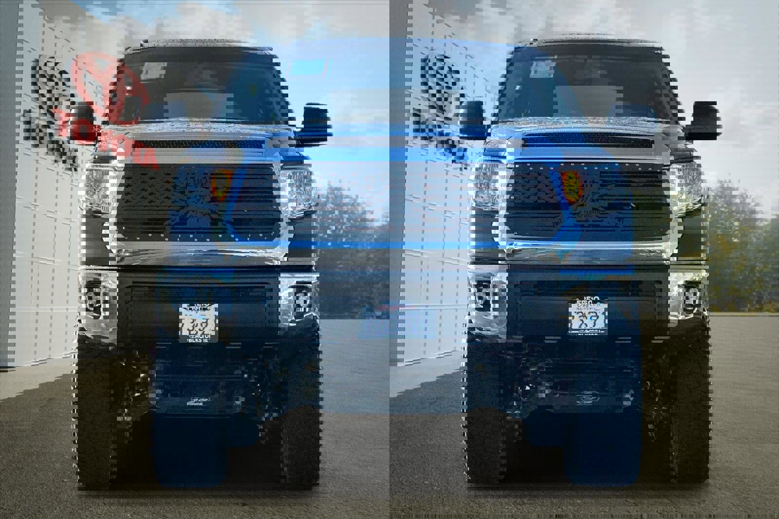 Used 2016 Toyota Tundra SR5 w/ SR5 Upgrade Package image 8