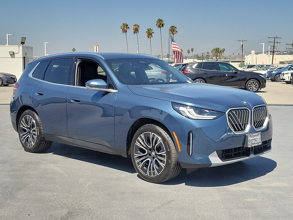 Used 2026 BMW X3 xDrive30i w/ Convenience Package AWD/4WD image 4
