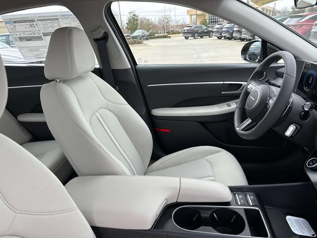 New 2026 Hyundai Sonata SEL FWD image 12