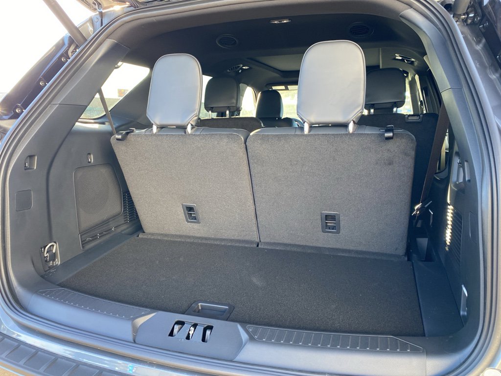 New 2026 Ford Explorer ST w/ Sun And Sound Package image 4