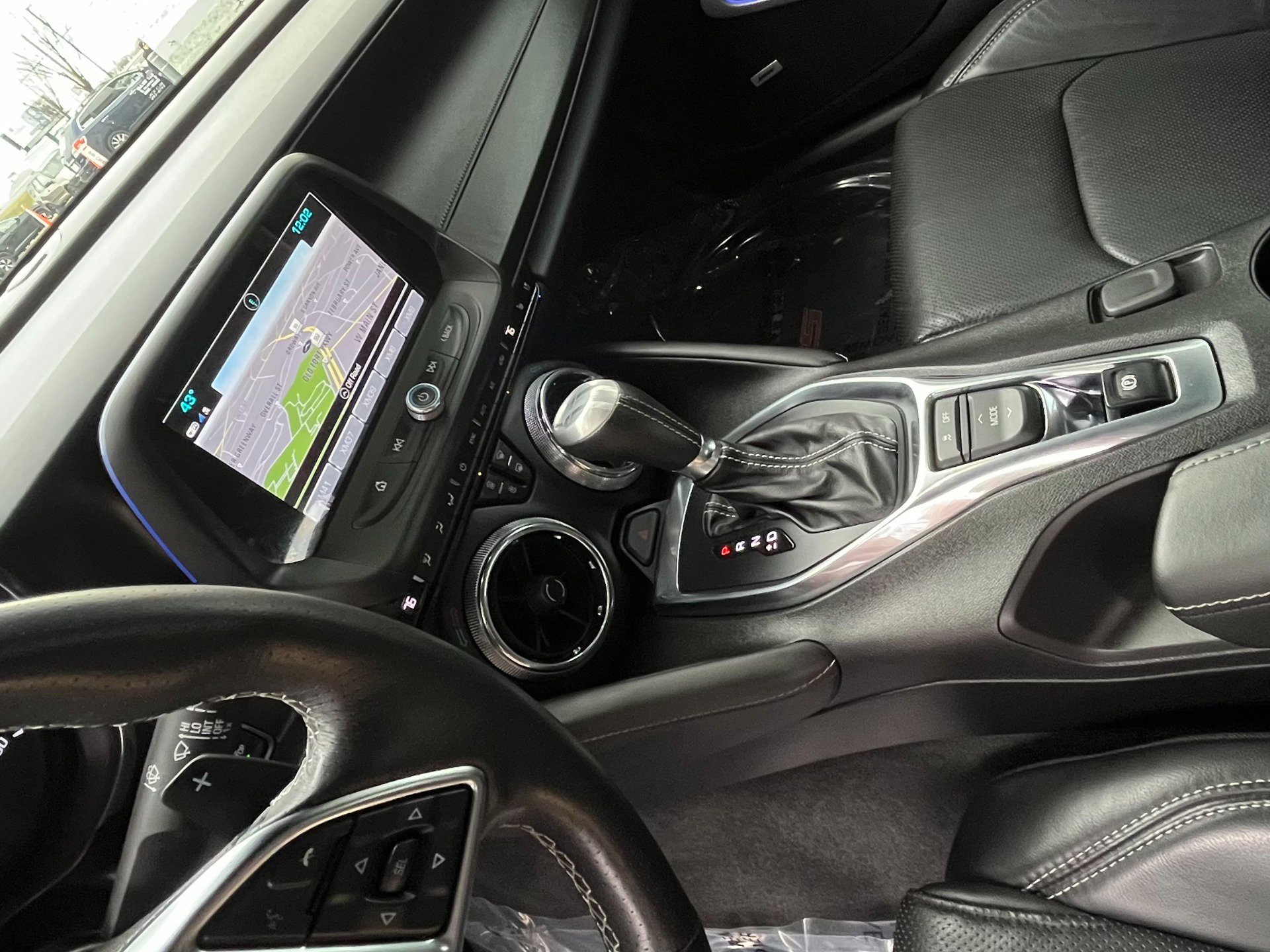 Used 2018 Chevrolet Camaro SS image 15