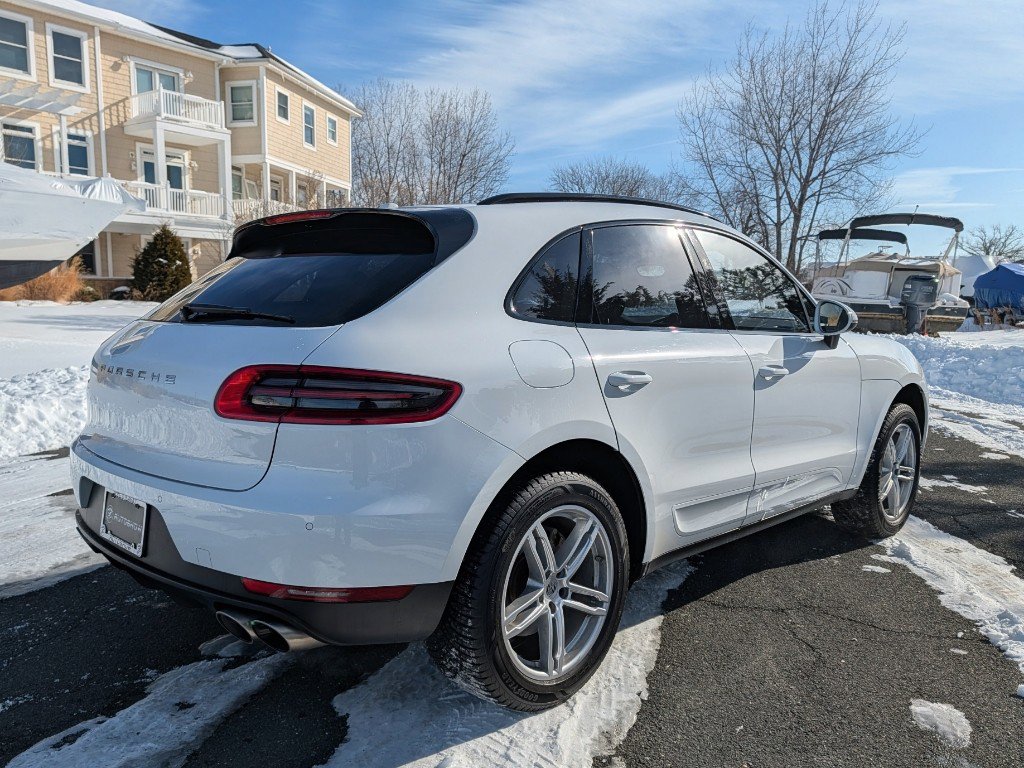 Used 2018 Porsche Macan S AWD/4WD image 7