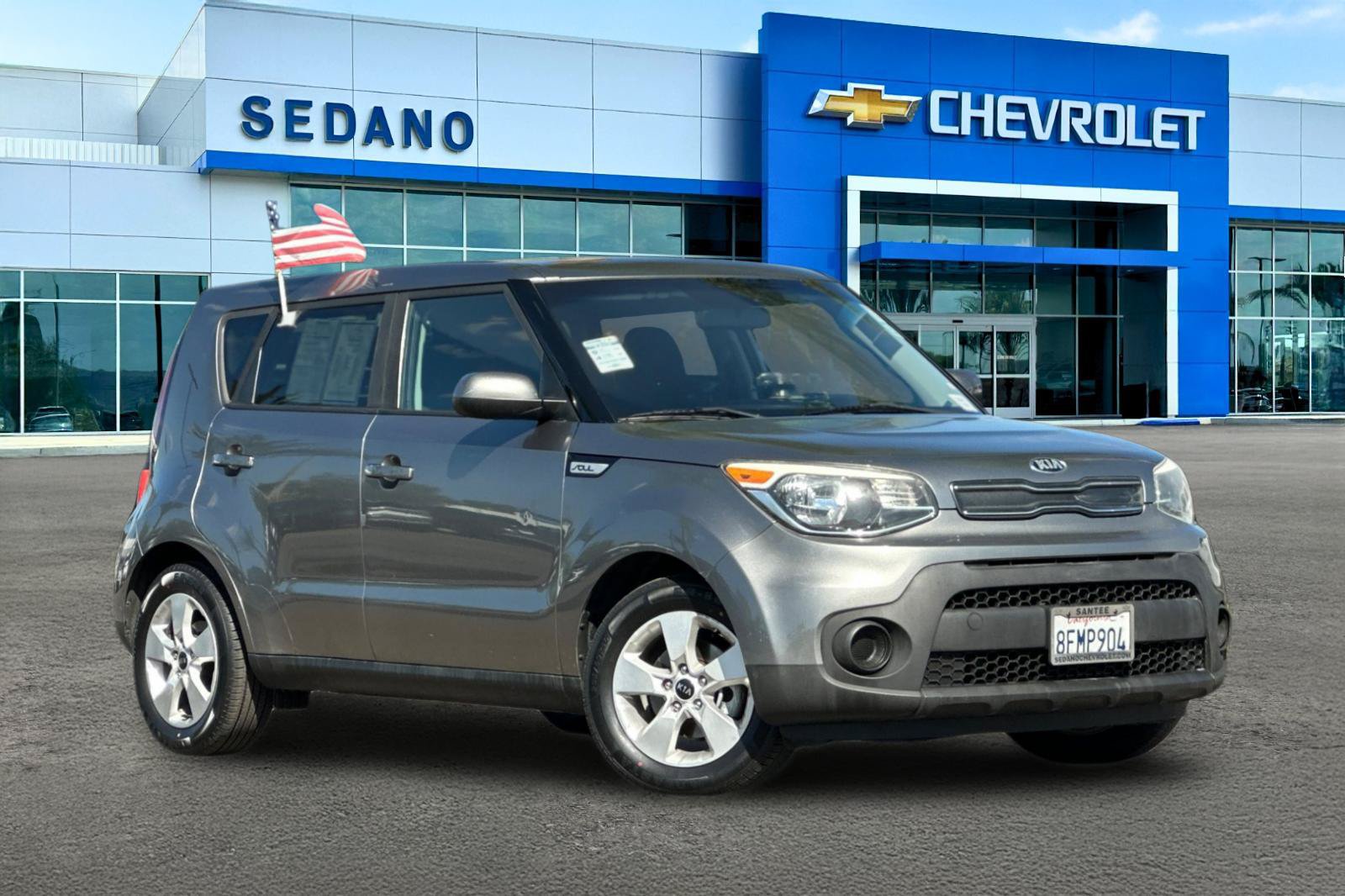 Used 2019 Kia Soul FWD image 2