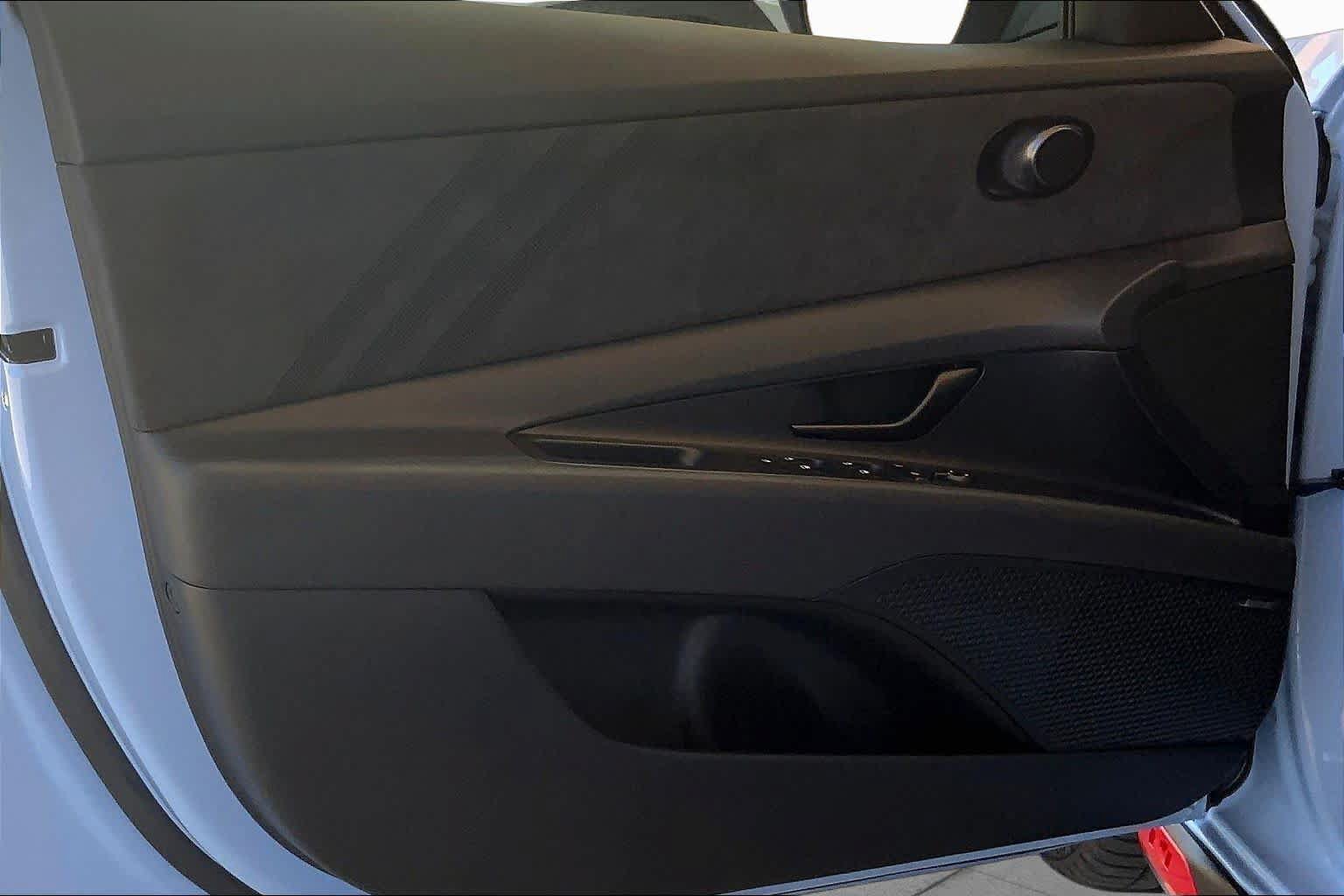 New 2026 Hyundai Elantra N FWD image 10