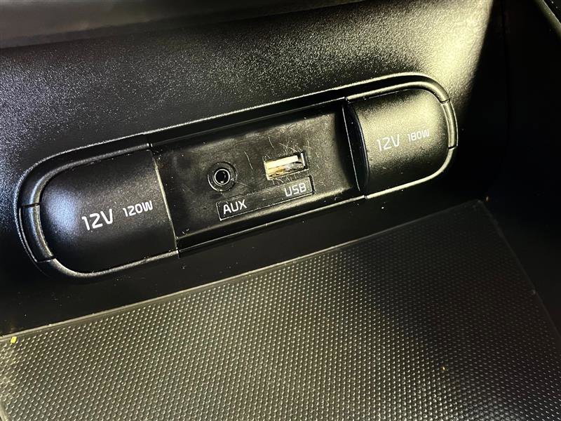 Used 2019 Kia Soul + image 15