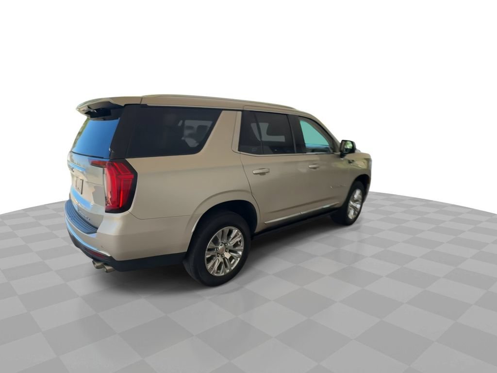Certified 2021 GMC Yukon Denali w/ Denali Premium Package AWD/4WD image 8