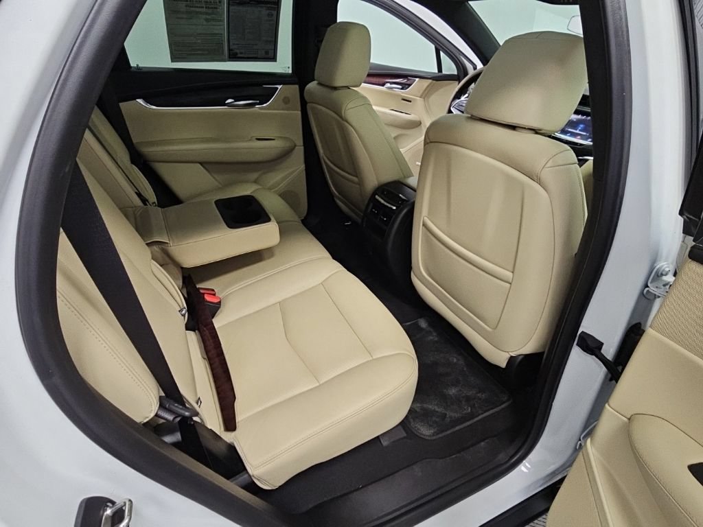 Used 2019 Cadillac XT5 Premium Luxury FWD image 36