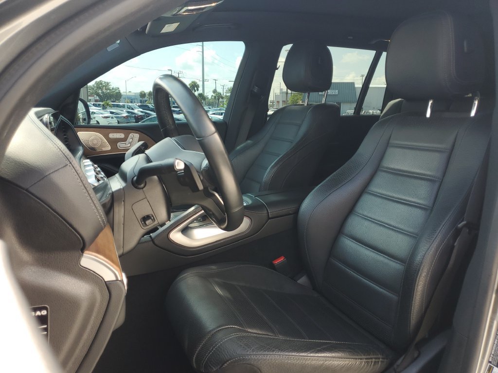Used 2021 Mercedes-Benz GLS 450 4MATIC image 24