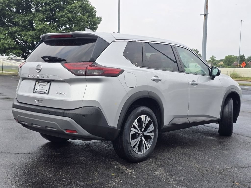 Used 2022 Nissan Rogue SV AWD/4WD image 14
