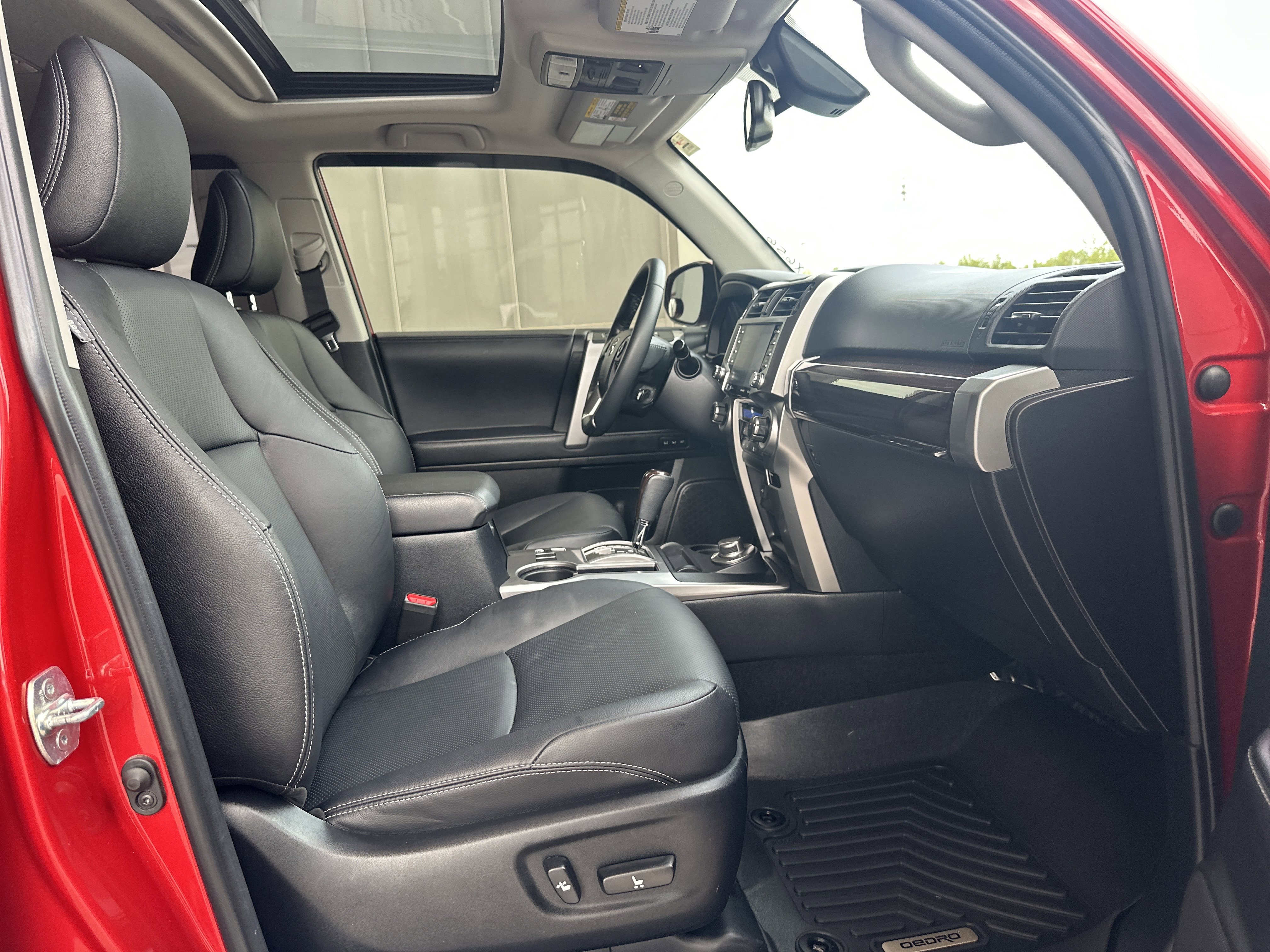 Used 2023 Toyota 4Runner Limited AWD/4WD image 16