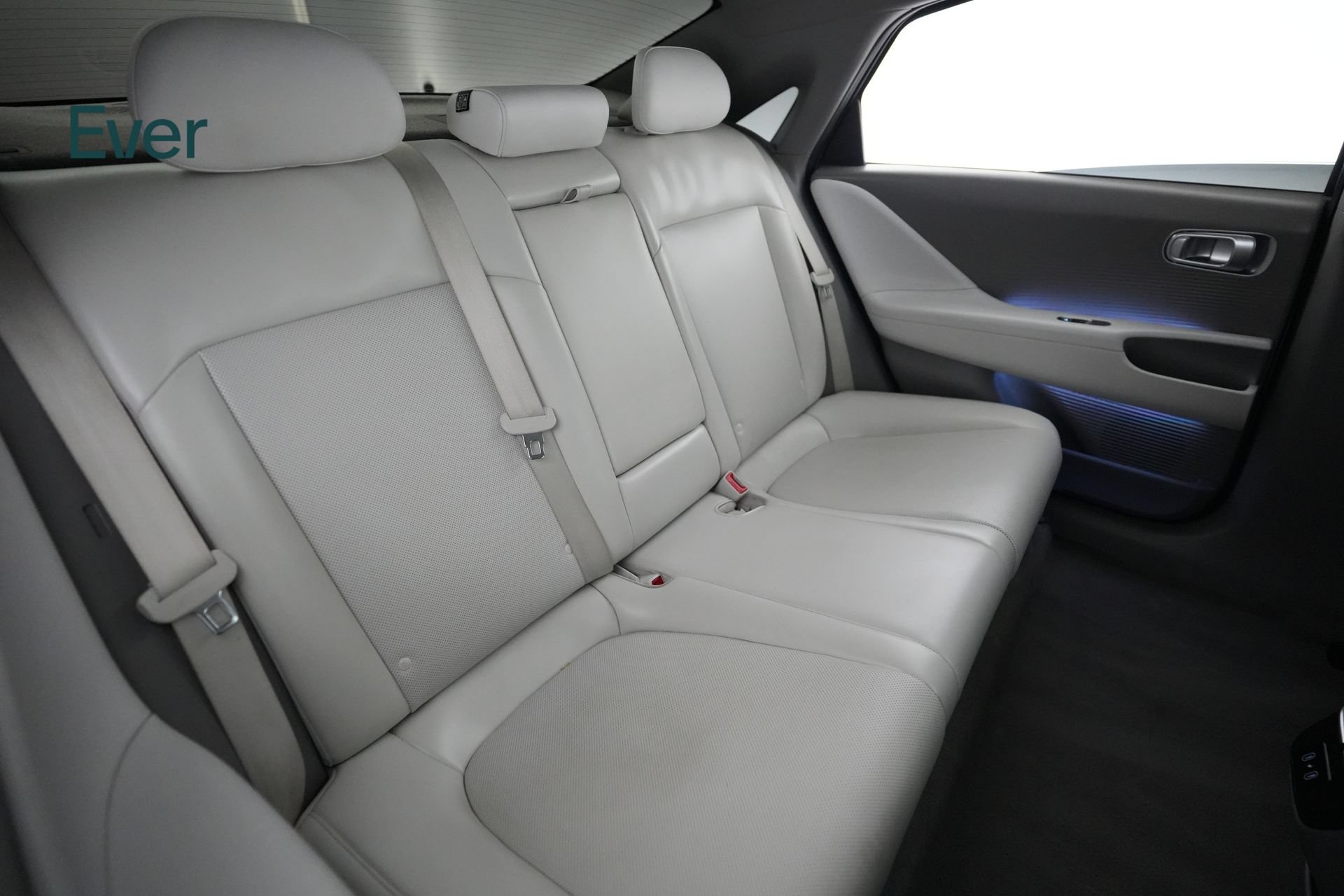 Used 2024 Hyundai Ioniq 6 SEL RWD image 5