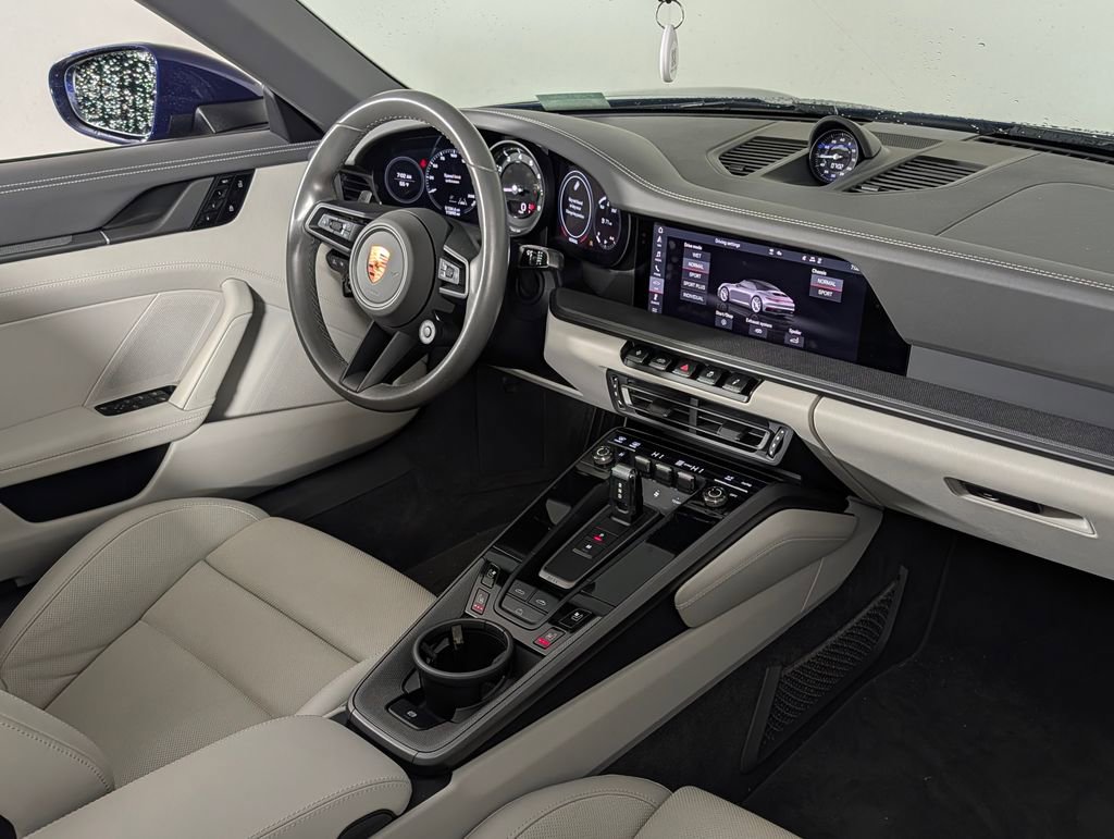 Certified 2020 Porsche 911 Carrera 4S image 20