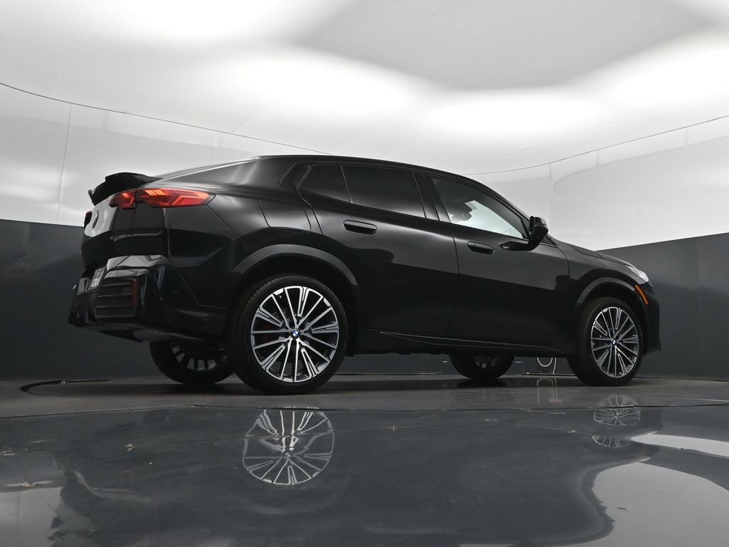 New 2026 BMW X2 xDrive28i w/ Technology Package AWD/4WD image 42