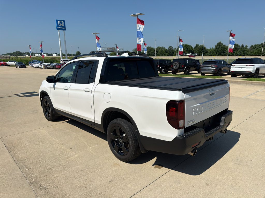 Used 2024 Honda Ridgeline Black Edition image 7