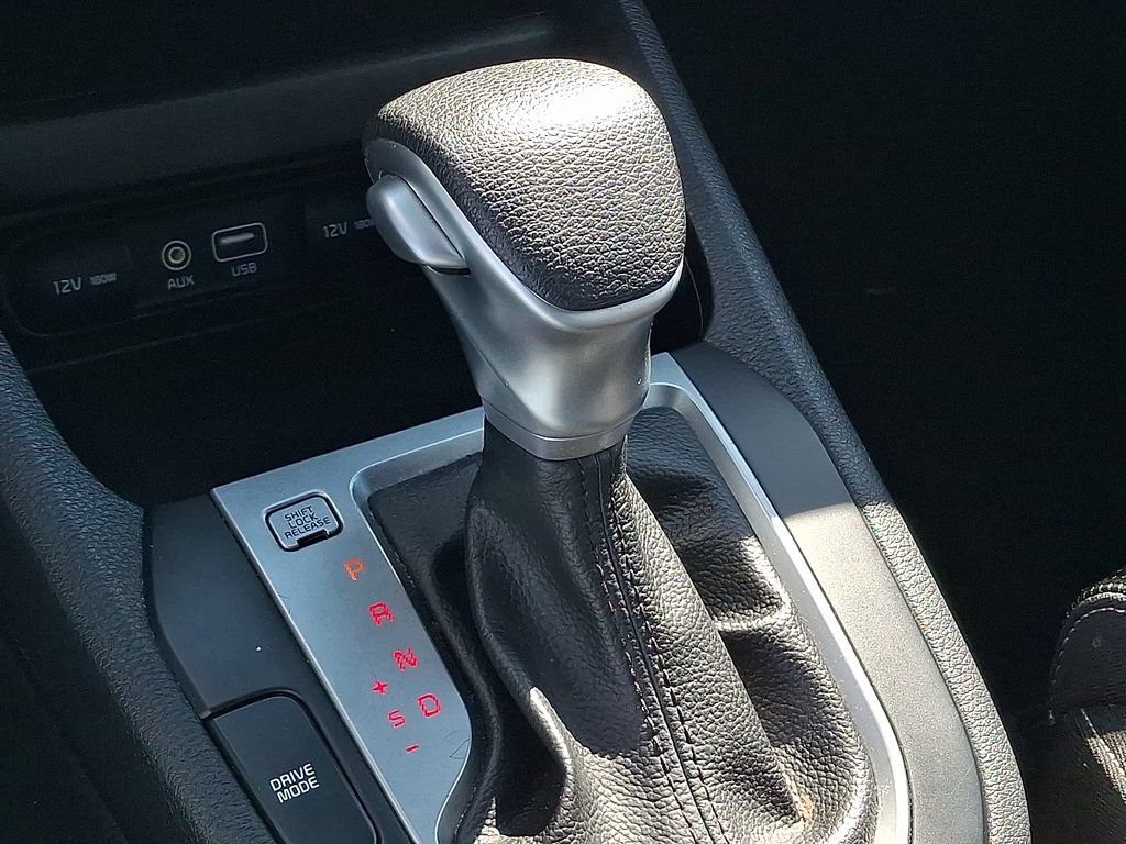 Used 2020 Kia Forte LXS FWD image 19