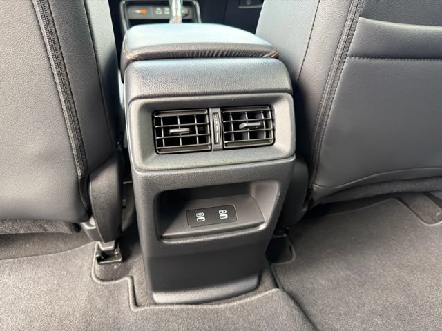 Used 2024 Honda CR-V Sport Touring image 30