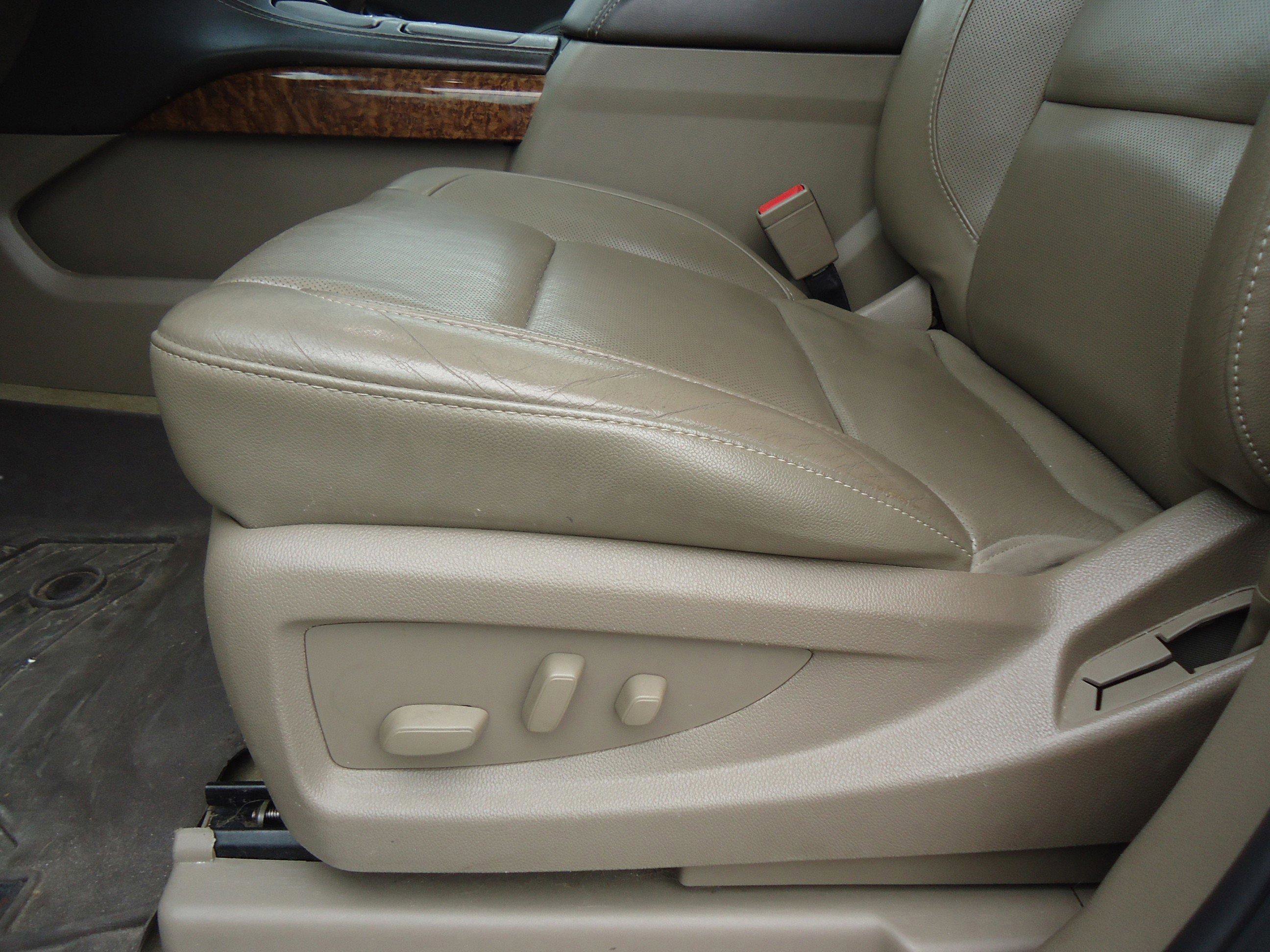 Used 2017 Chevrolet Suburban Premier image 26