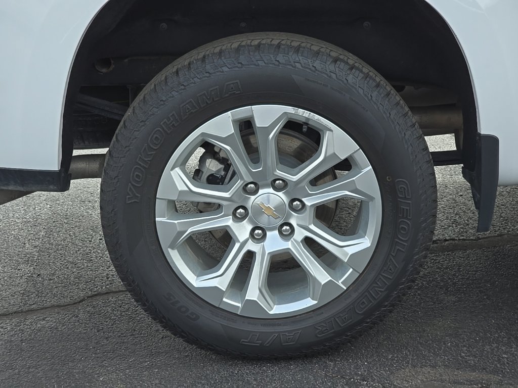 Used 2024 Chevrolet Silverado 1500 LTZ w/ LTZ Convenience Package II AWD/4WD image 52