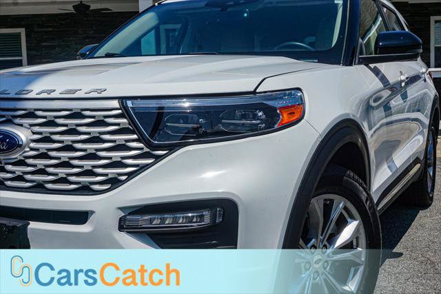 Used 2022 Ford Explorer Limited w/ Equipment Group 301A RWD image 6