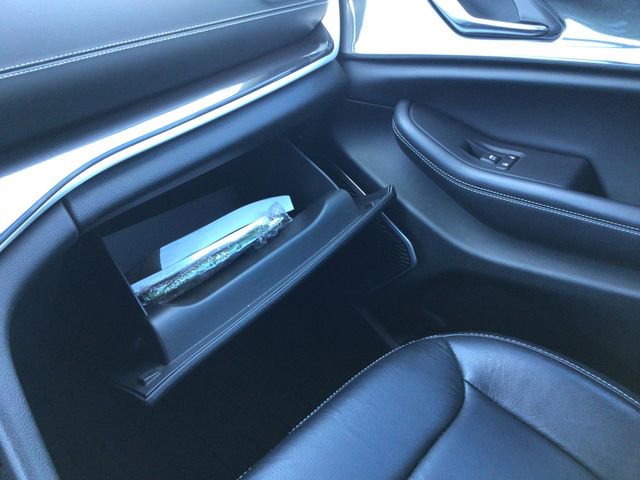 Used 2022 Jeep Grand Cherokee L Laredo w/ Luxury Tech Group I image 32