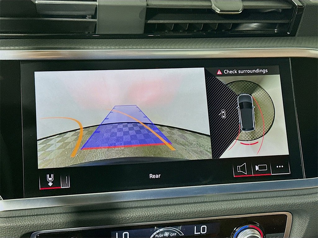 Used 2025 Audi Q3 2.0T Premium Plus w/ Premium Plus Package image 23