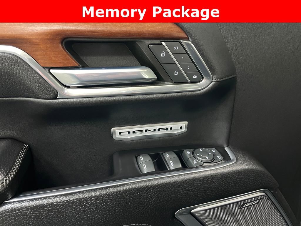 Used 2022 GMC Sierra 1500 Denali AWD/4WD image 11