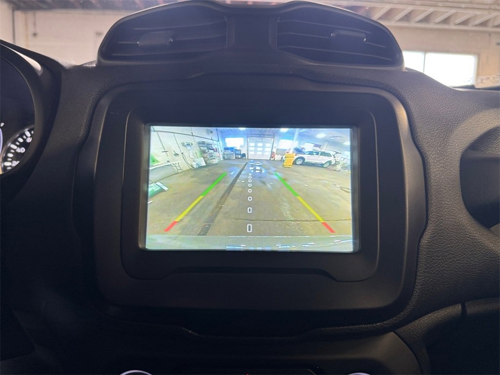 Used 2020 Jeep Renegade Altitude image 18