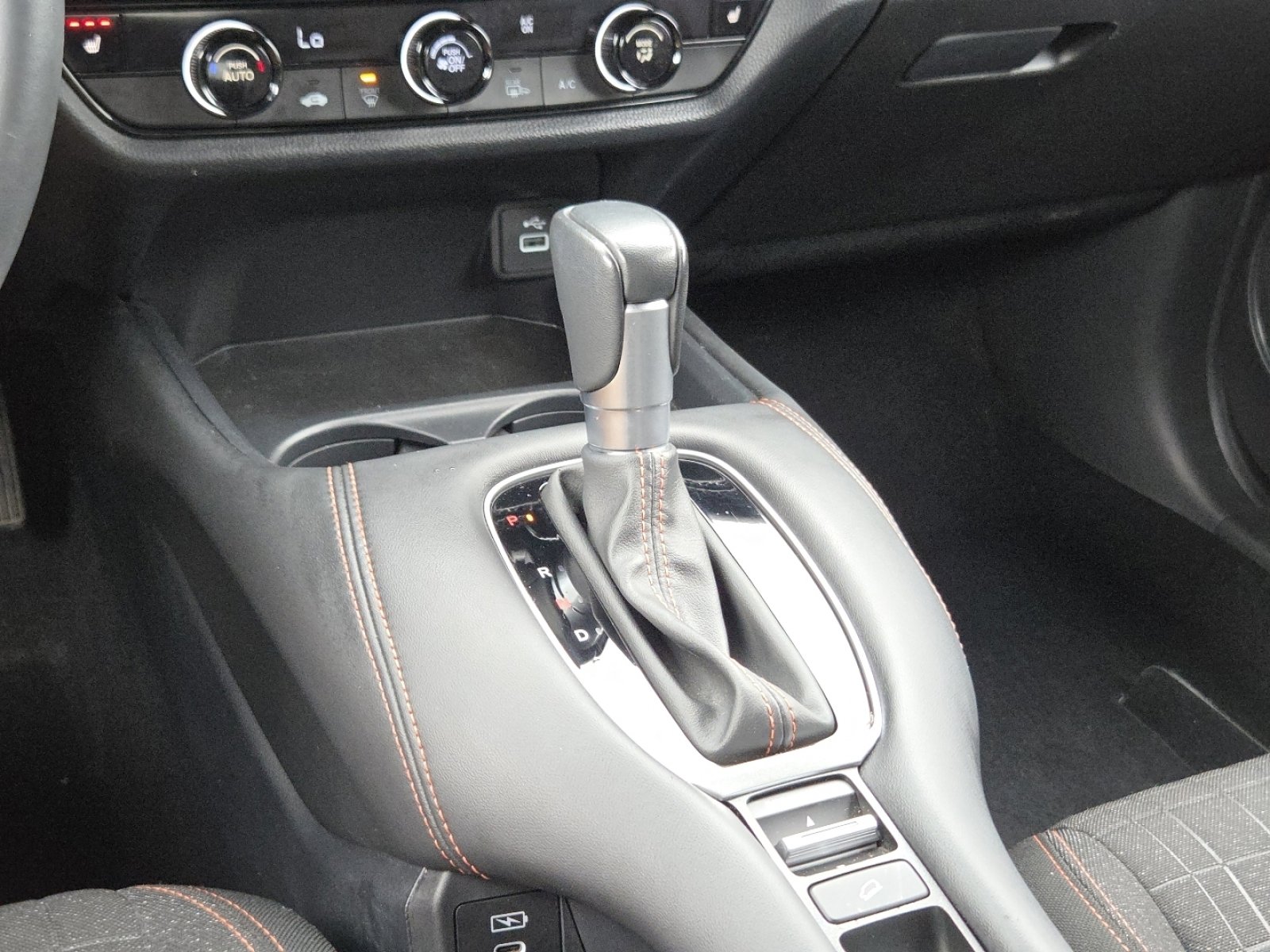 Certified 2024 Honda HR-V Sport image 32