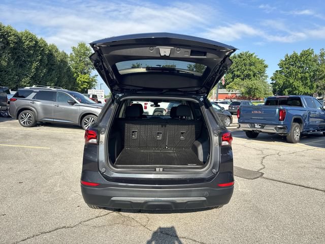 Used 2023 Chevrolet Equinox LT w/ LPO, Floor Liner Package FWD image 24