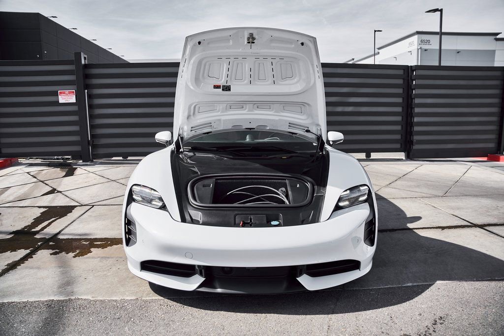 Used 2020 Porsche Taycan Turbo AWD/4WD image 14