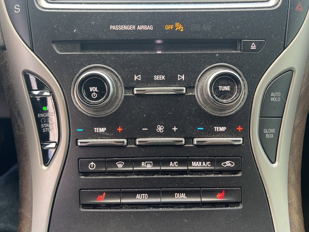 Used 2019 Lincoln Nautilus Select image 17