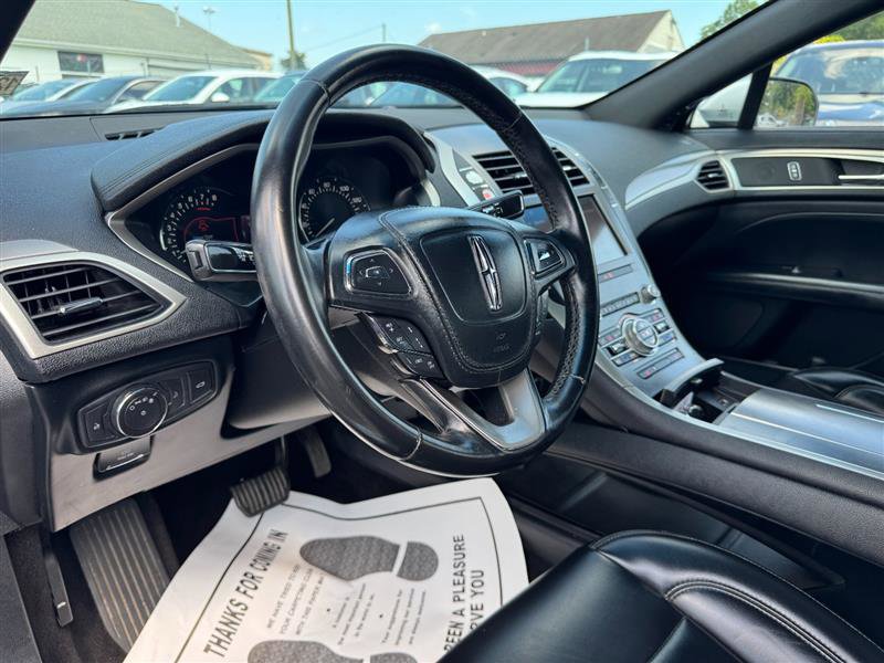 Used 2020 Lincoln MKZ FWD image 28