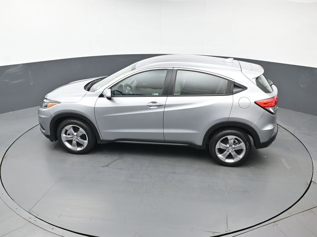 Certified 2022 Honda HR-V LX image 37