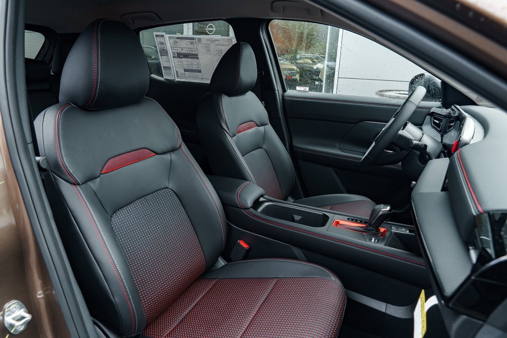 New 2026 Nissan Kicks SR w/ Cold Weather Package image 25