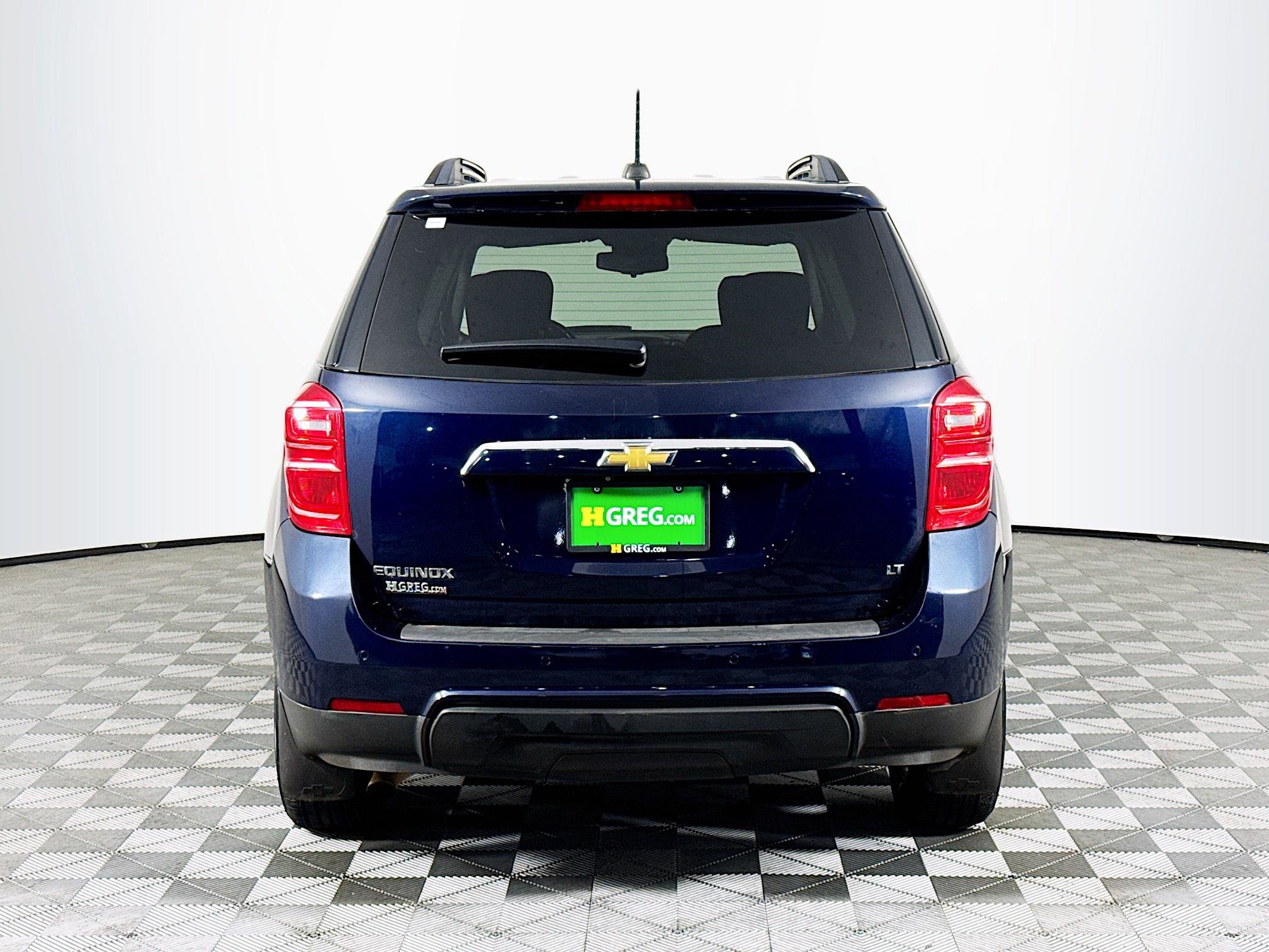 Used 2017 Chevrolet Equinox LT w/ Convenience Package image 8